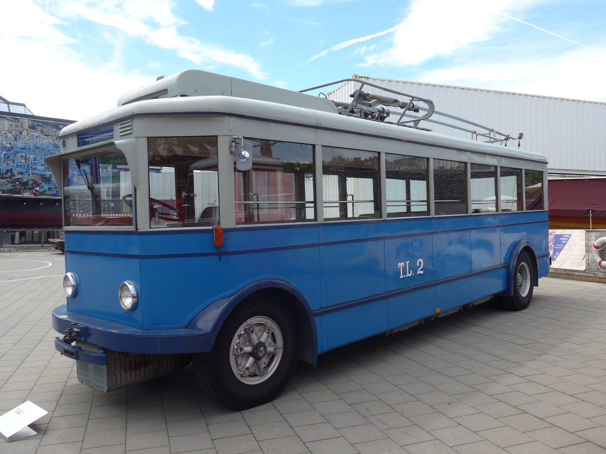 (171'328) - TL Lausanne (Rtrobus) - Nr. 2 - FBW/Eggli Trolleybus (ex Nr. 3) am 22. Mai 2016 in Luzern, Verkehrshaus