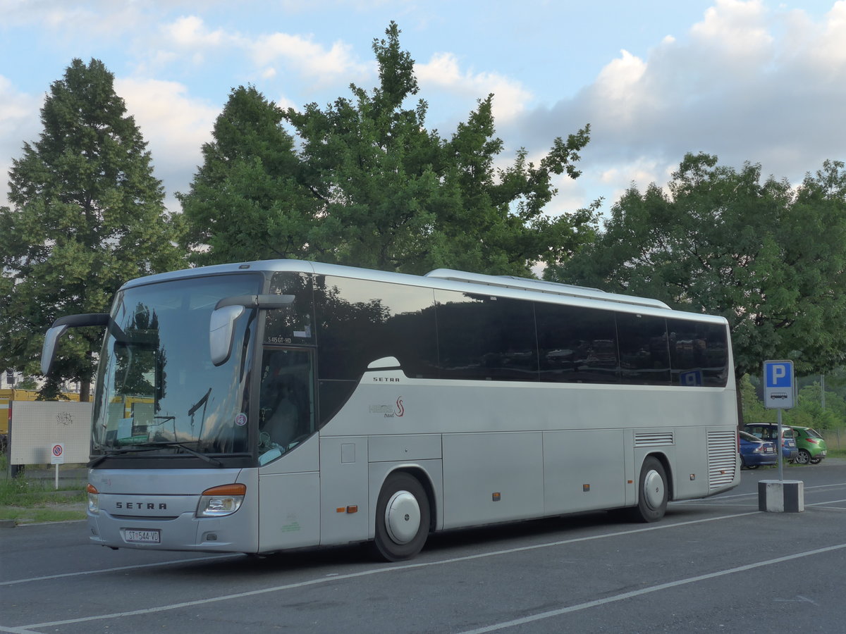 (172'773) - Aus Kroatien: Pinija, Kastel Kambelovac - ST 544-VD - Setra am 6. Juli 2016 in Thun, Seestrasse