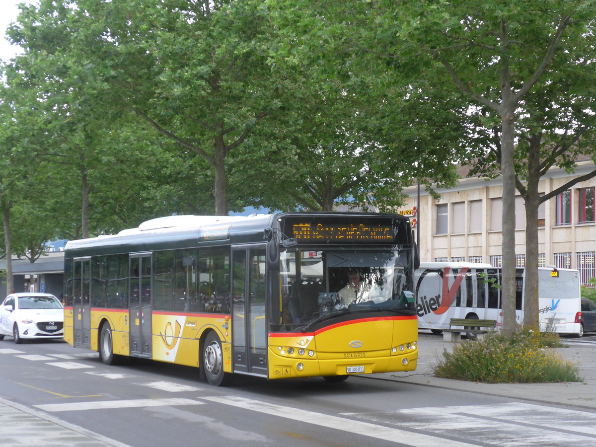 (172'888) - CarPostal Ouest - VD 305'811 - Solaris am 13. Juli 2016 beim Bahnhof Yverdon