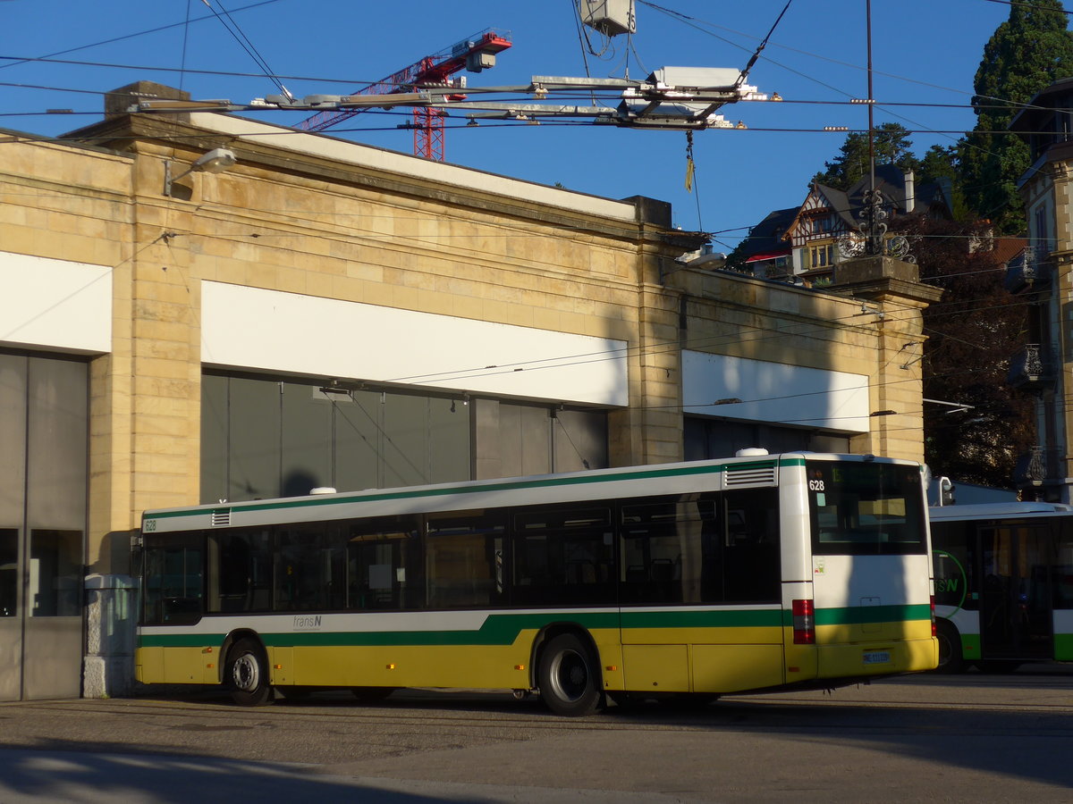 (173'095) - transN, La Chaux-de-Fonds - Nr. 628/NE 111'228 - MAN (ex TN Neuchtel Nr. 228) am 17. Juli 2016 in Neuchtel, Dpt