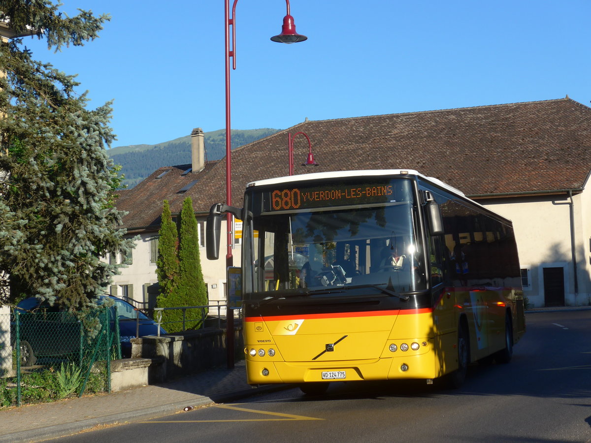 (173'111) - CarPostal Ouest - VD 124'775 - Volvo am 18. Juli 2016 in Mathod, Bras d'Or