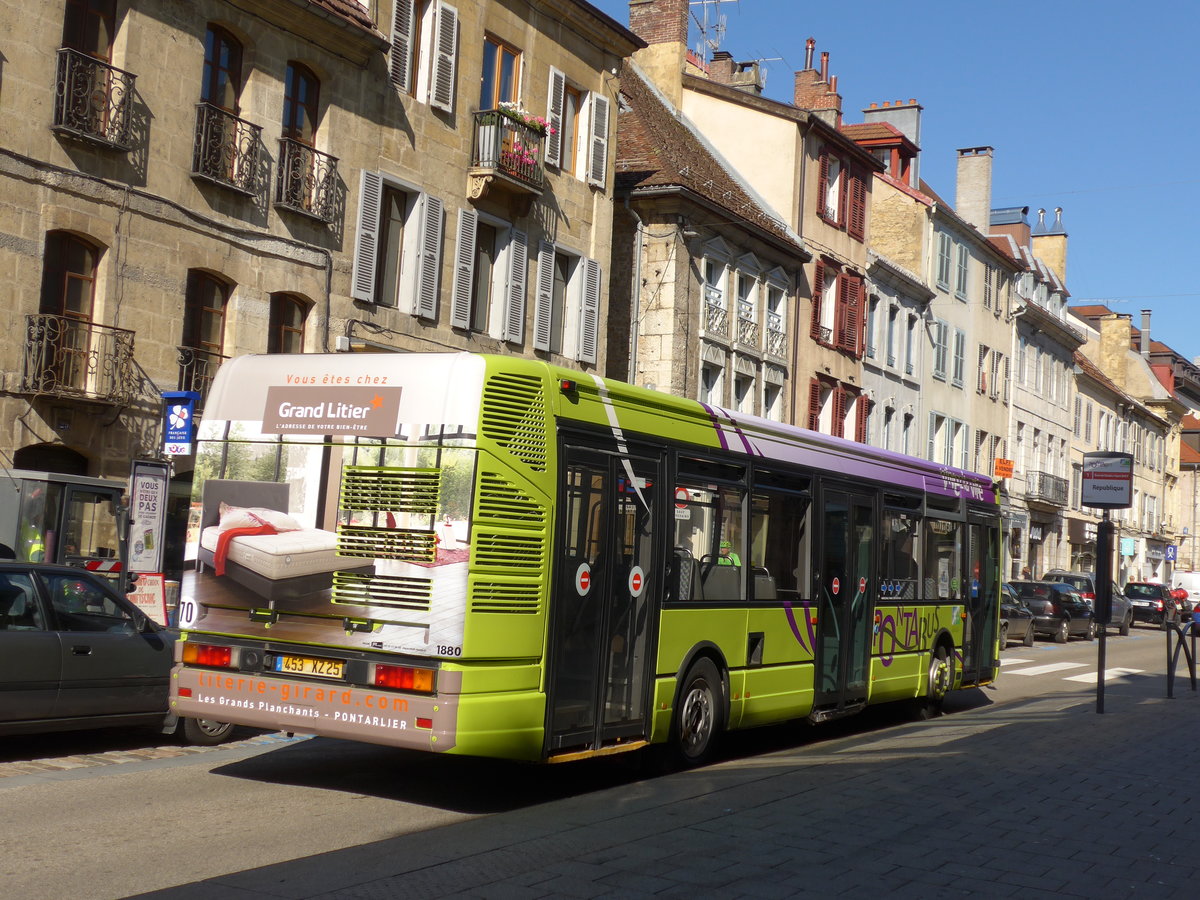 (173'560) - Keolis, Besanon - Nr. 1880/453 XS 25 - Renault am 1. August 2016 in Pontarlier, Rpublique