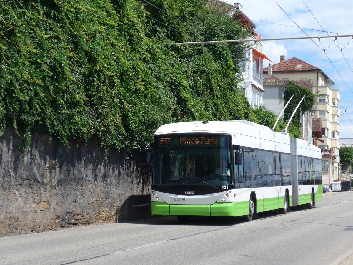 (173'576) - transN, La Chaux-de-Fonds - Nr. 131 - Hess/Hess Gelenktrolleybus am (ex TN Neuchtel Nr. 131) am 1. August 2016 beim Bahnhof Neuchtel