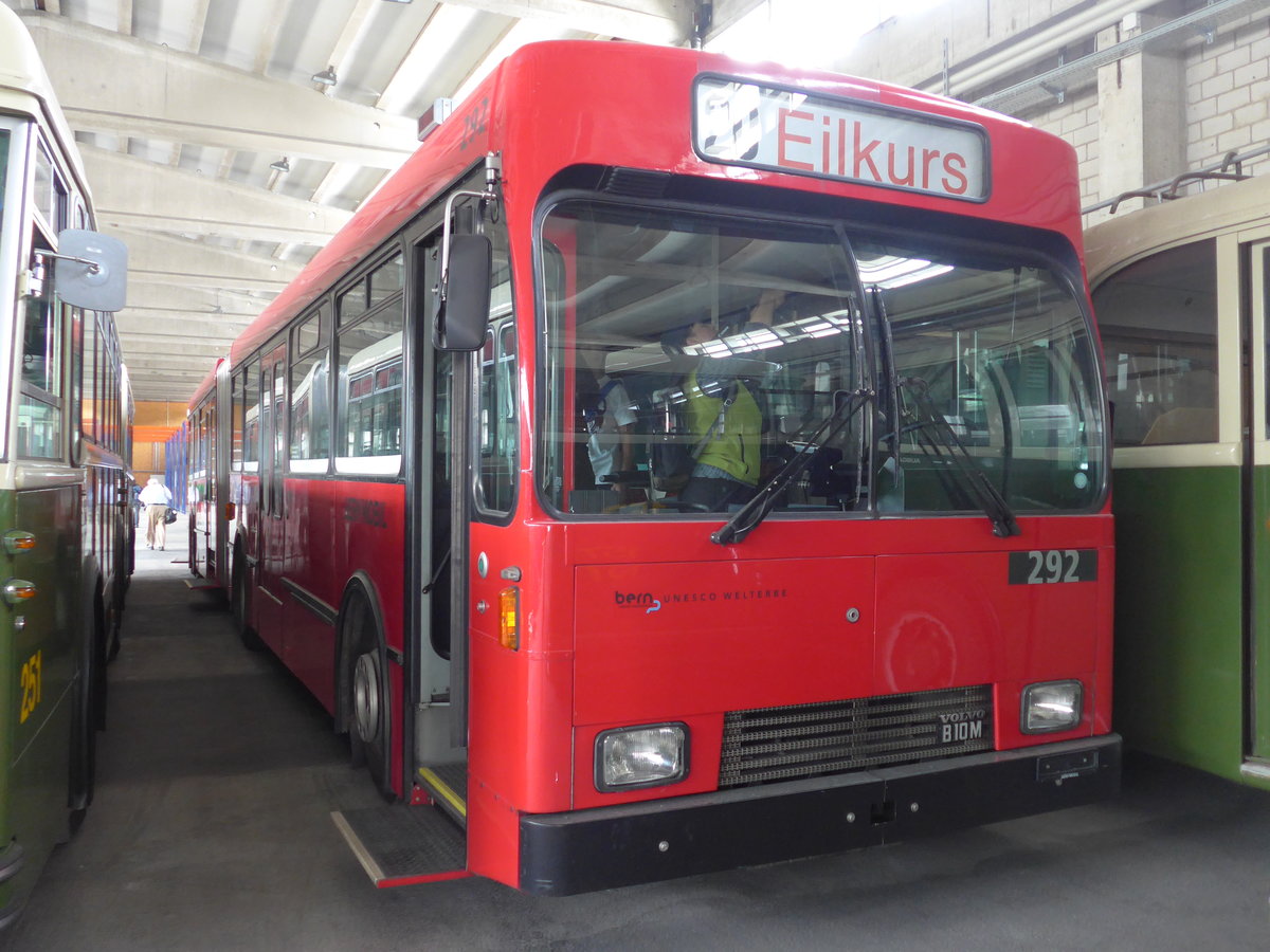 (174'527) - Bernmobil, Bern (TVB) - Nr. 292 - Volvo/R&J-Hess-Gangloff am 4. September 2016 in Aarberg, Halle TVB