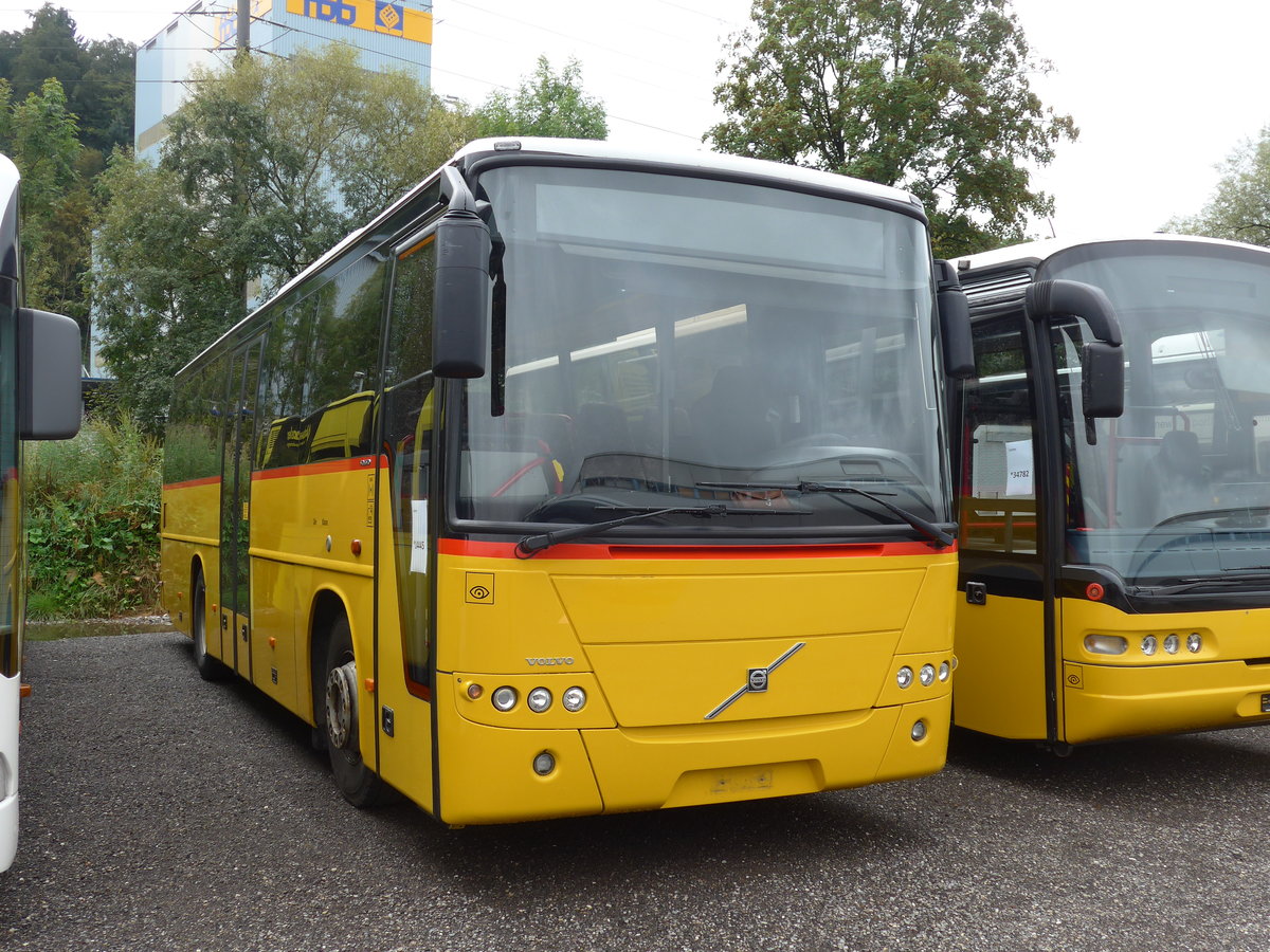 (174'621) - PostAuto Graubnden - (GR 102'502) - Volvo am 5. September 2016 in Kloten, EvoBus