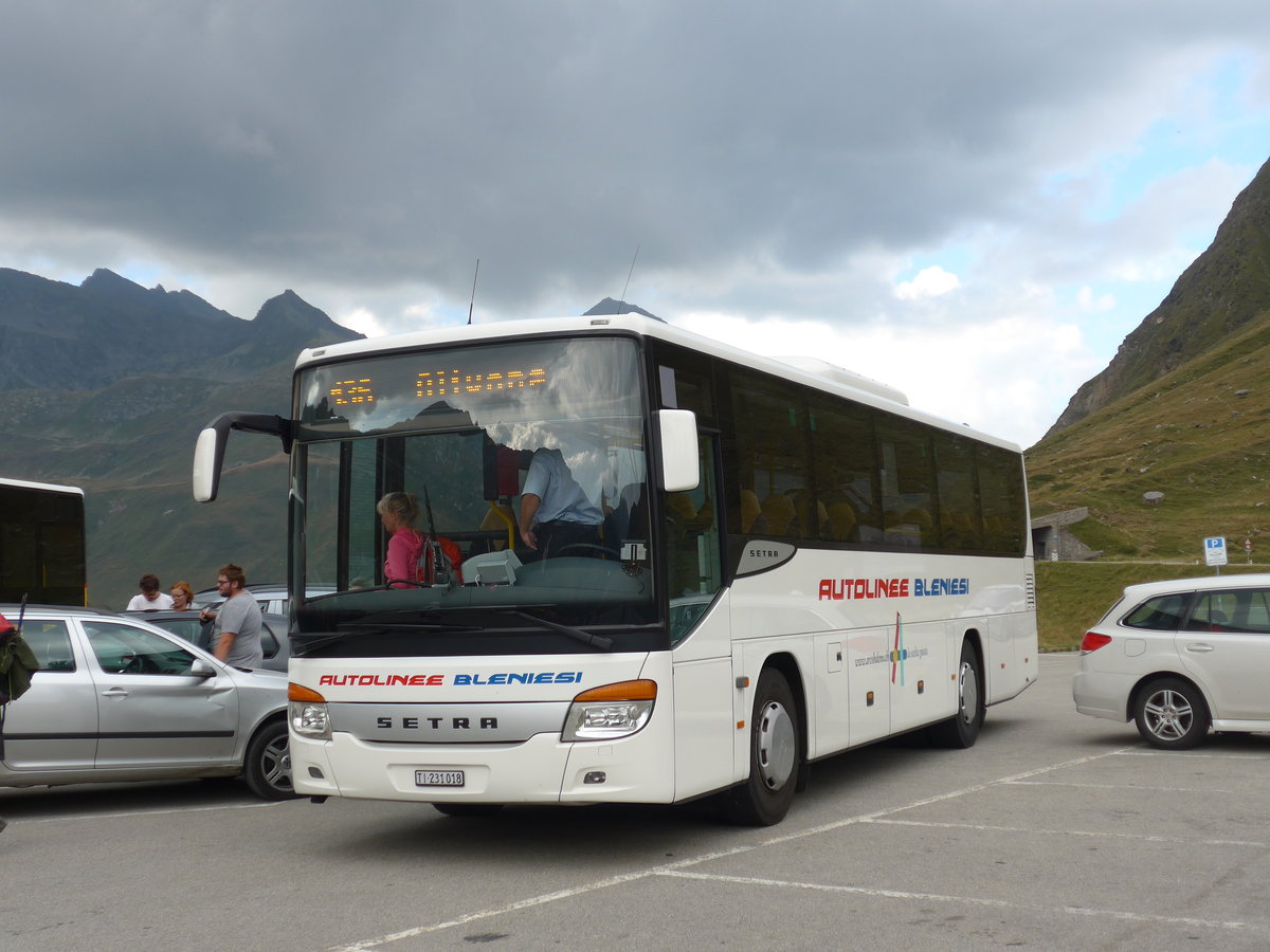 (174'838) - ABl Biasca - Nr. 18/TI 231'018 - Setra am 10. September 2016 in Lukmanier, Passhhe