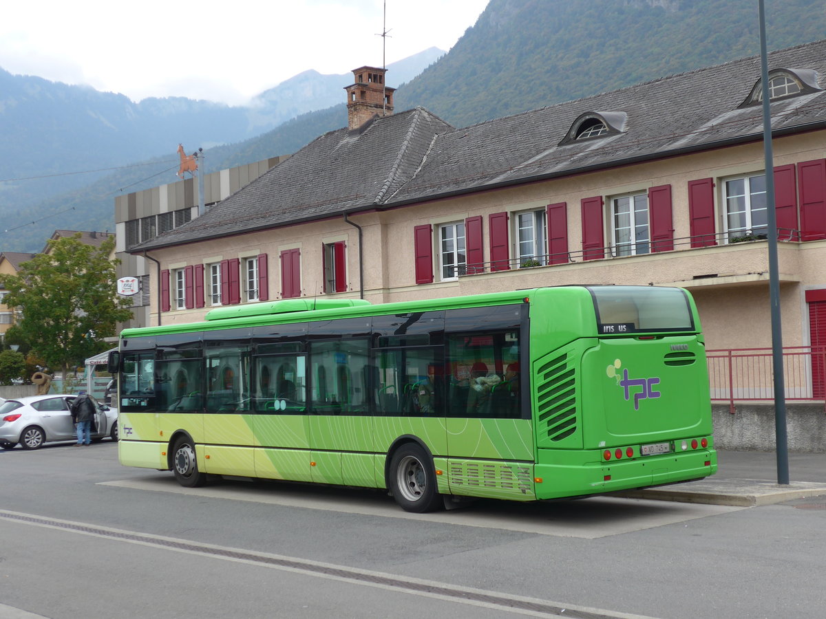 (175'573) - TPC Aigle - VD 745 - Irisbus am 9. Oktober 2016 beim Bahnhof Aigle