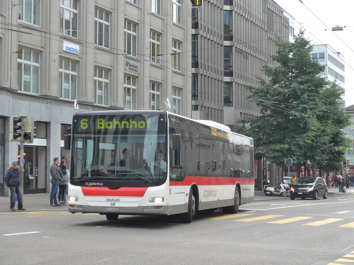 (175'663) - St. Gallerbus, St. Gallen - Nr. 259/SG 198'259 - MAN am 15. Oktober 2016 beim Bahnhof St. Gallen