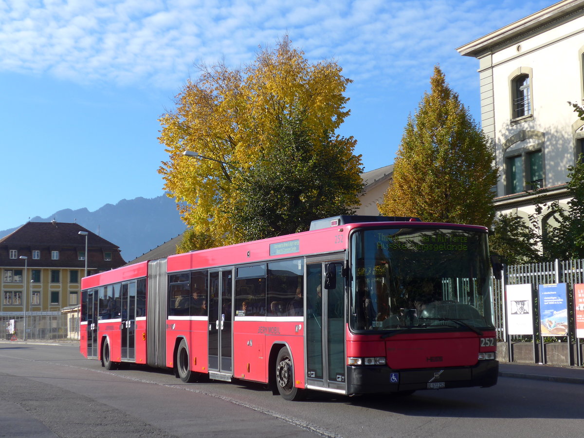 (176'224) - Bernmobil, Bern - Nr. 252/BE 572'252 - Volvo/Hess am 22. Oktober 2016 in Thun, Stockhornstrasse