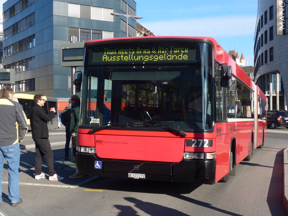 (176'227) - Bernmobil, Bern - Nr. 272/BE 572'272 - Volvo/Hess am 22. Oktober 2016 beim Bahnhof Thun