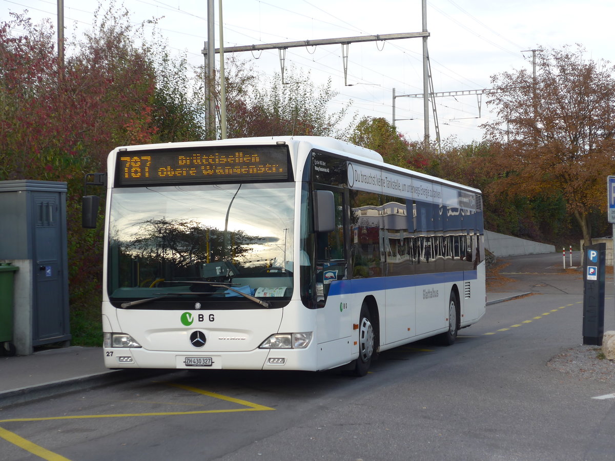 (176'552) - Maag, Kloten - Nr. 27/ZH 430'327 - Mercedes am 4. November 2016 in Dietlikon, Bahnhof/Bad