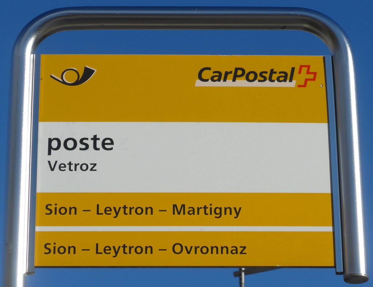 (176'617) - PostAuto-Haltestellenschild - Vetroz, poste - am 12. November 2016