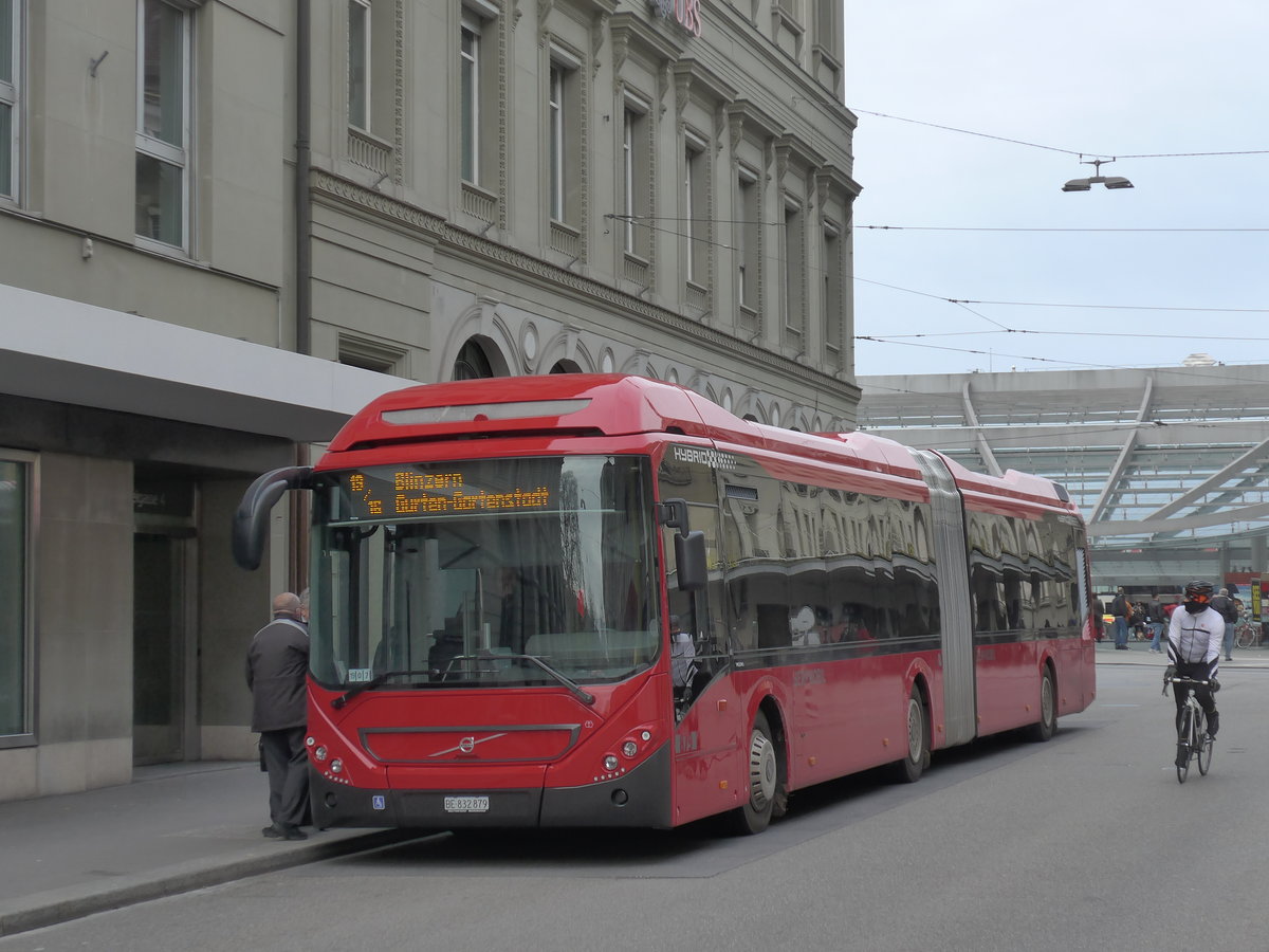 (176'680) - Bernmobil, Bern - Nr. 879/BE 832'879 - Volvo am 13. November 2016 beim Bahnhof Bern