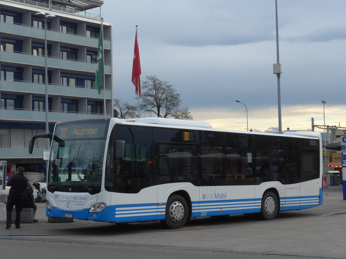 (176'718) - WilMobil, Wil - Nr. 237/SG 439'127 - Mercedes am 23. November 2016 beim Bahnhof Wil