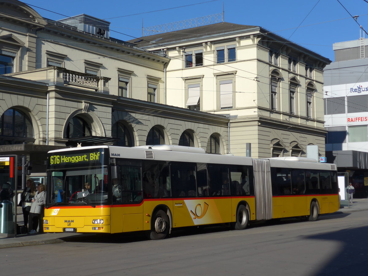 (176'784) - Moser, Flaach - Nr. 163/ZH 696'863 - MAN (ex Nr. 22; ex Nr. 4) am 28. November 2016 beim Hauptbahnhof Winterthur