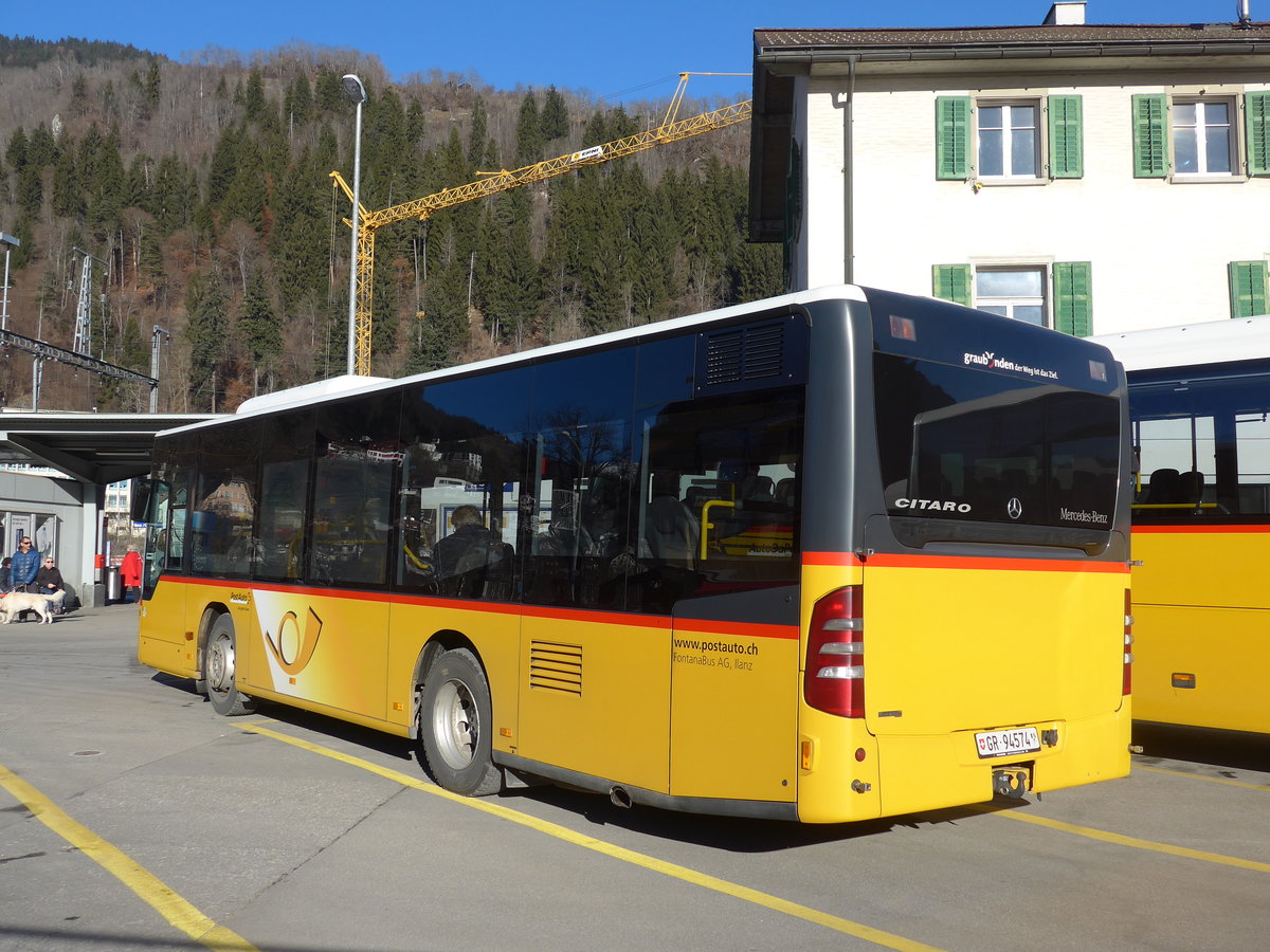 (177'100) - Fontana, Ilanz - Nr. 19/GR 94'574 - Mercedes am 10. Dezember 2016 beim Bahnhof Ilanz