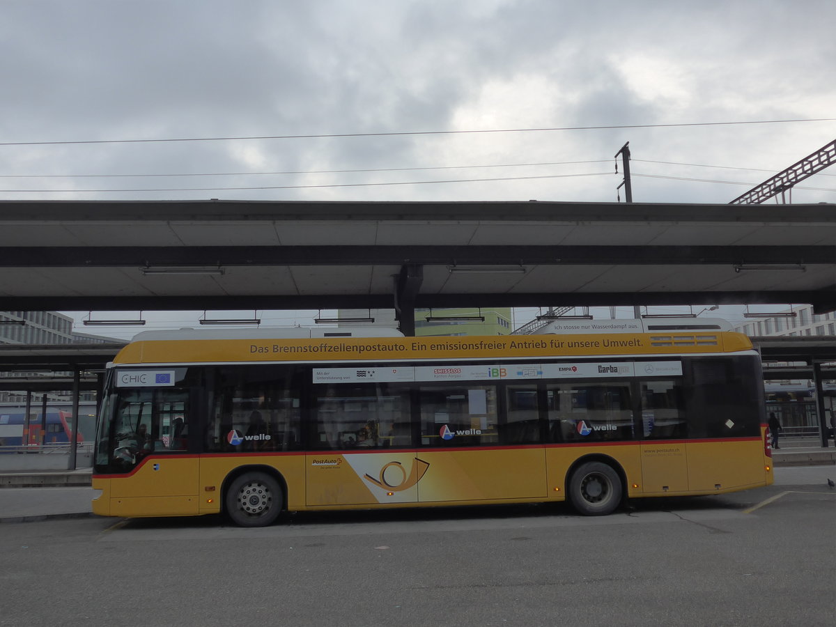 (177'278) - Voegtlin-Meyer, Brugg - Nr. 274/AG 426'274 - Mercedes am 24. Dezember 2016 beim Bahnhof Brugg