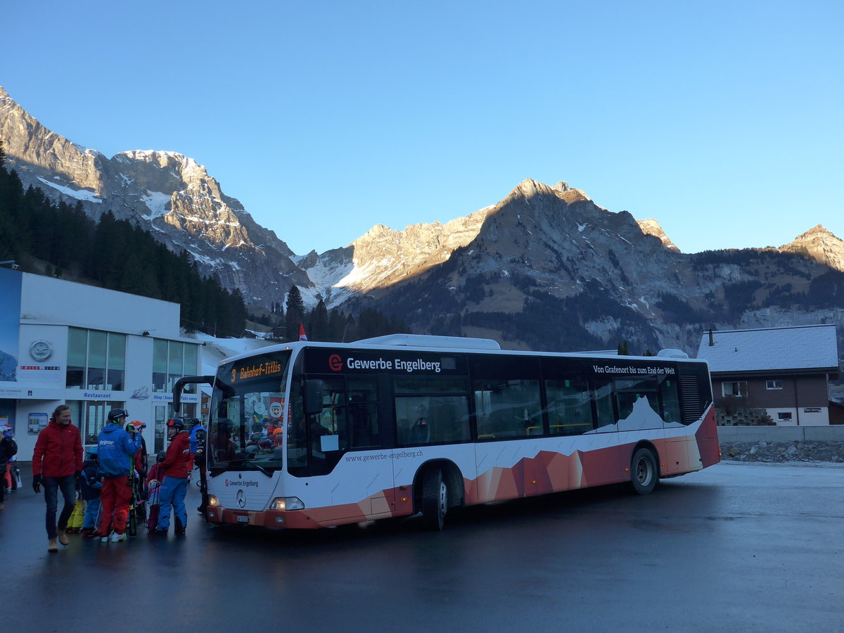 (177'432) - EAB Engelberg - Nr. 8/OW 22'333 - Mercedes (ex Ming, Sils-Maria; ex Vorfhrwagen EvoBus, D-Mannheim) am 30. Dezember 2016 in Engelberg, Titlisbahnen