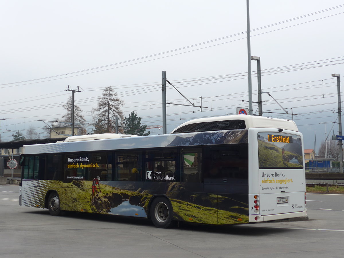 (177'488) - AAGU Altdorf - Nr. 3/UR 9443 - Hess am 30. Dezember 2016 in Flelen, Hauptplatz