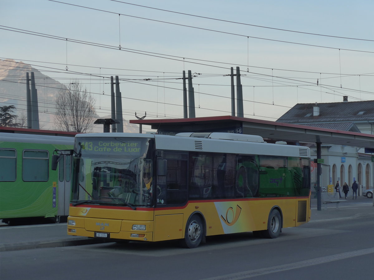 (177'552) - TPC Aigle - VD 1174 - MAN/Gppel am 2. Januar 2017 beim Bahnhof Aigle