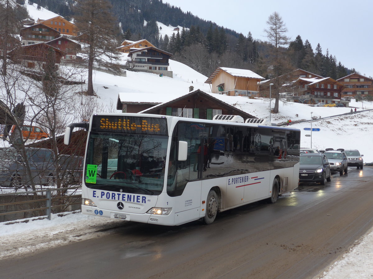 (177'898) - Portenier, Adelboden - Nr. 1/BE 27'928 - Mercedes (ex FRA-Bus, D-Frankfurt) am 7. Januar 2017 in Adelboden, Oey