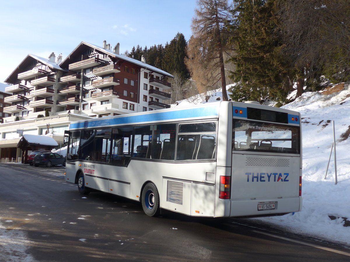 (178'185) - Theytaz, Sion - VS 5454 - MAN am 28. Januar 2017 in Les Collons, Office Tourisme