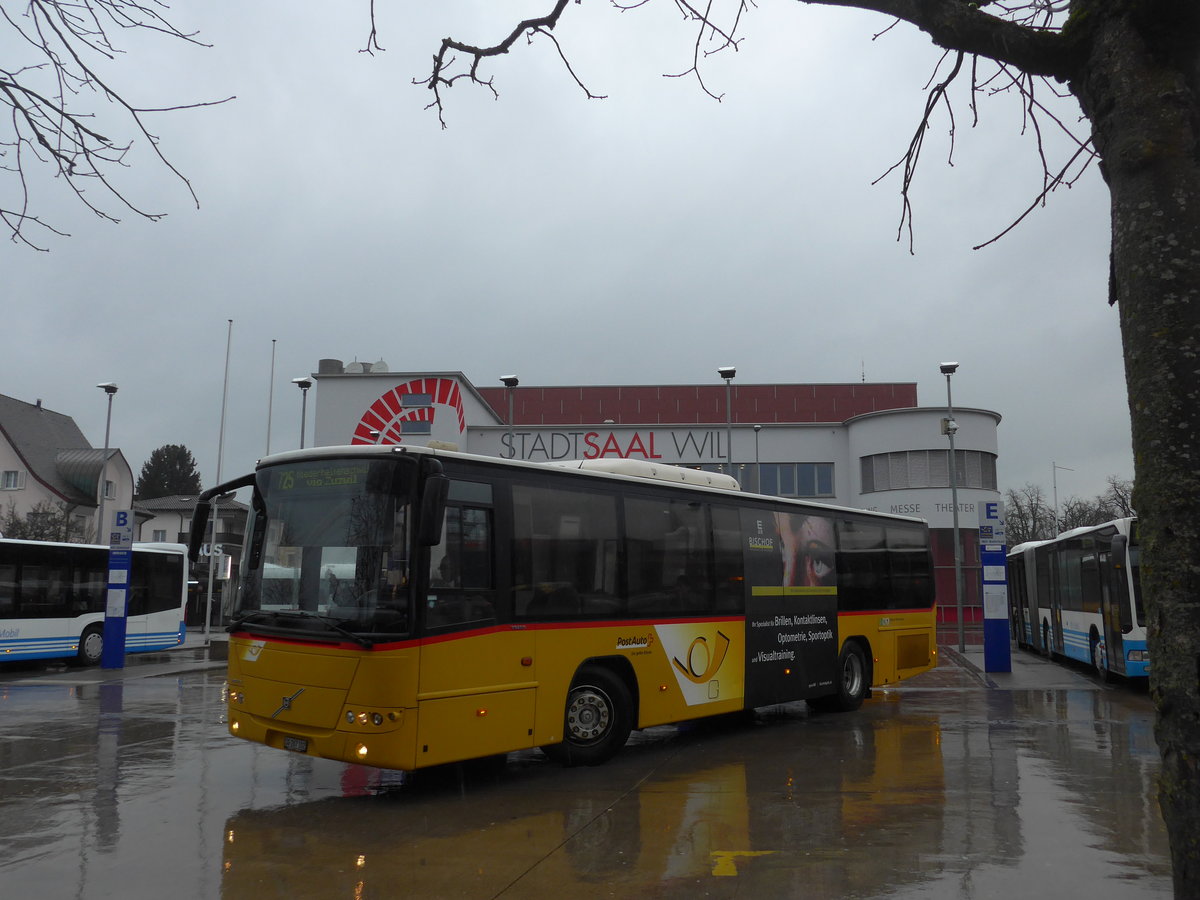 (178'518) - Schmidt, Oberbren - SG 267'102 - Volvo (ex PostAuto Ostschweiz) am 17. Februar 2017 beim Bahnhof Wil