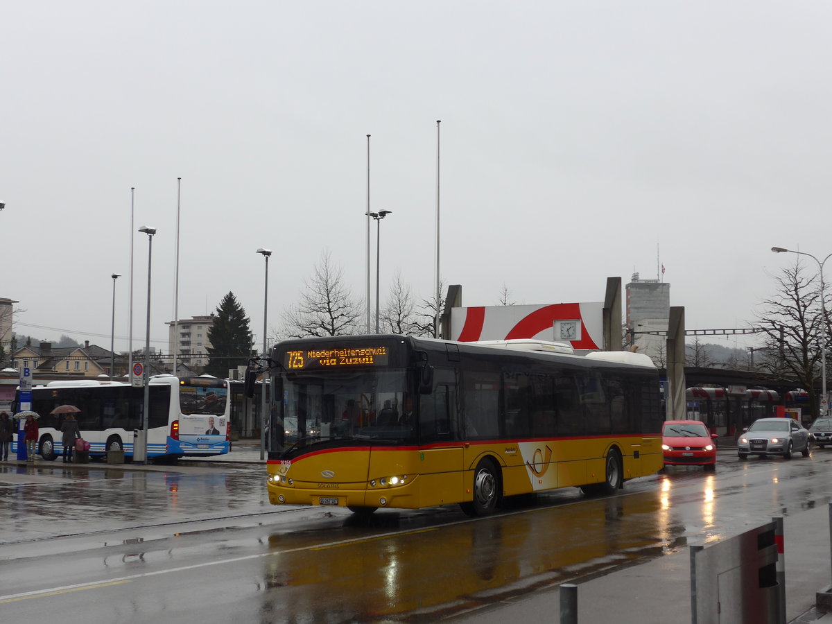 (178'527) - Schmidt, Oberbren - SG 267'107 - Solaris am 17. Februar 2017 beim Bahnhof Wil