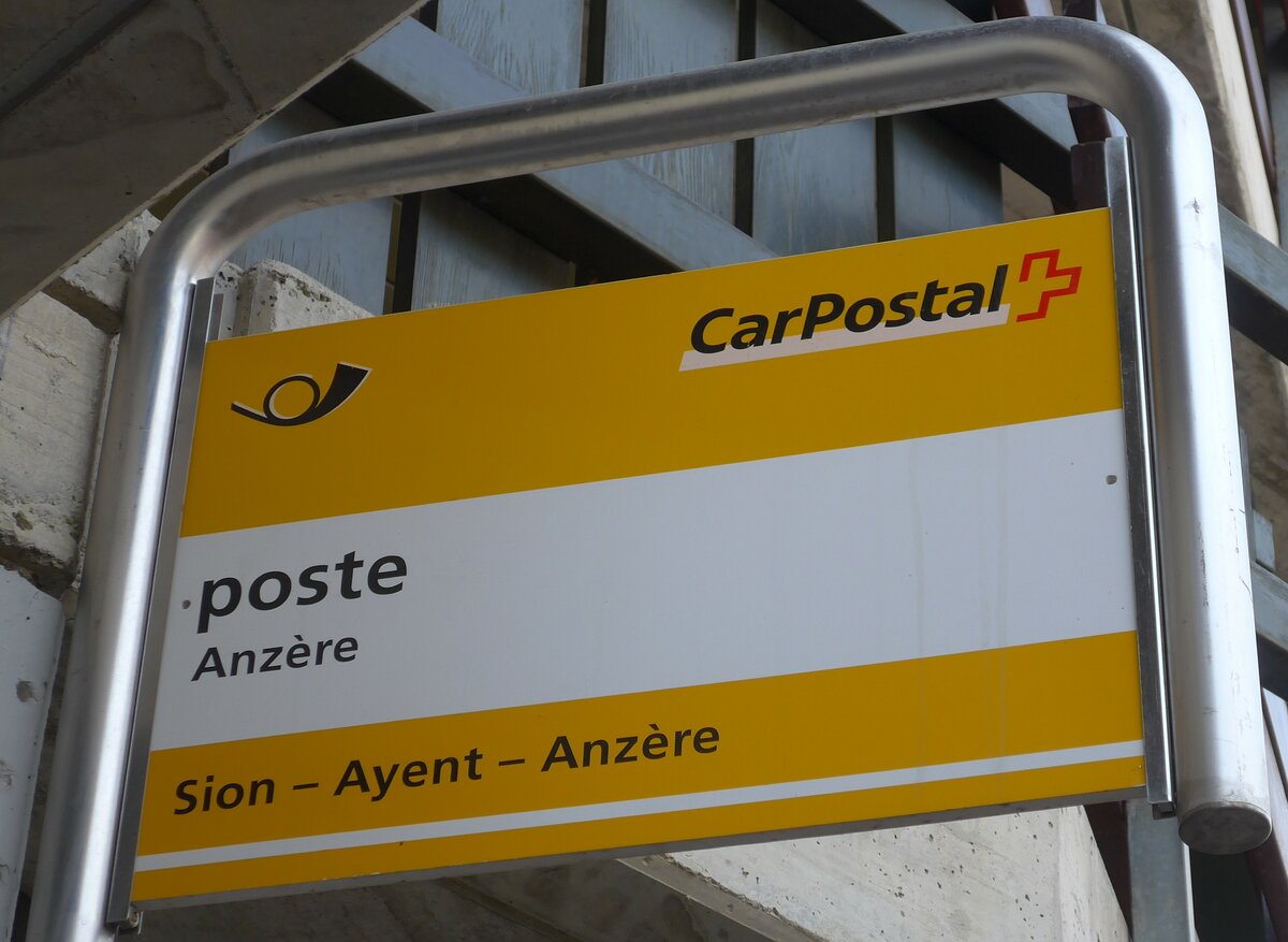 (178'959) - PostAuto-Haltestellenschild - Anzre, poste - am 12. Mrz 2017