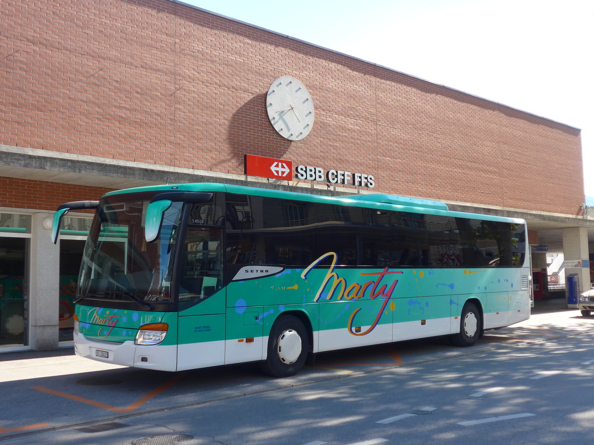 (179'891) - Marty, Varen - VS 12'612 - Setra am 29. April 2017 beim Bahnhof Sierre