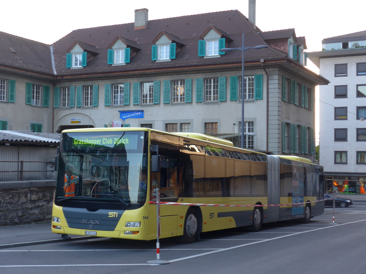 (180'155) - STI Thun - Nr. 144/BE 801'144 - MAN am 17. Mai 2017 beim Bahnhof Thun