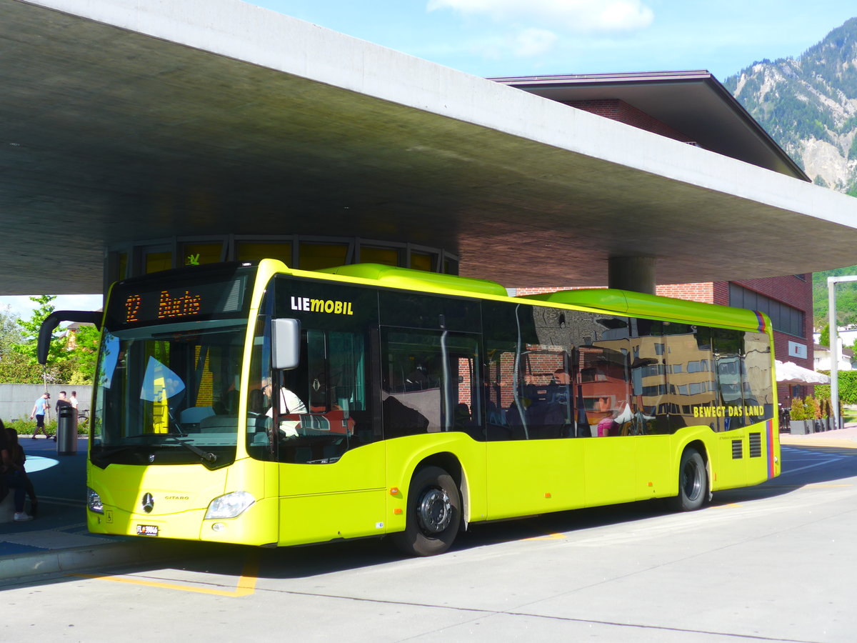 (180'264) - LBA Vaduz - Nr. 46/FL 39'846 - Mercedes am 21. Mai 2017 beim Bahnhof Schaan