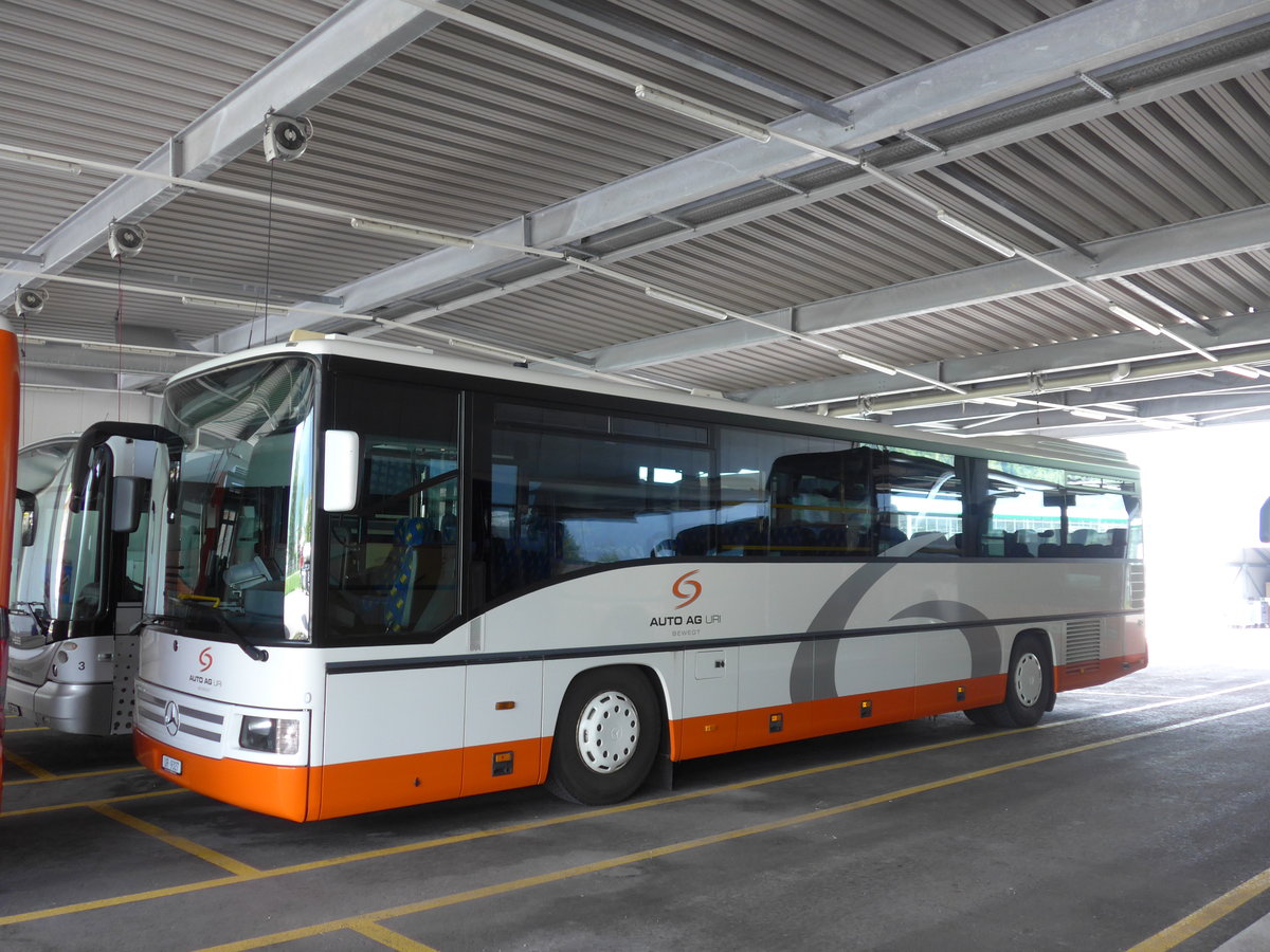 (180'705) - AAGU Altdorf - Nr. 50/UR 9327 - Mercedes (ex ZVB Zug Nr. 158; ex ZVB Zug Nr. 58) am 24. Mai 2017 in Schattdorf, Garage