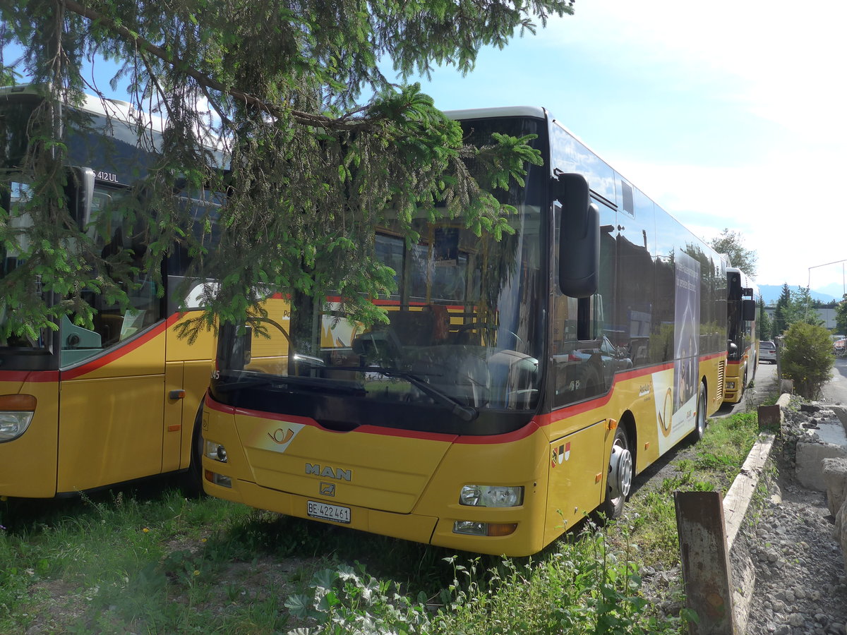 (180'765) - AVG Meiringen - Nr. 61/BE 422'461 - MAN/Gppel am 24. Mai 2017 in Interlaken, Postgarage