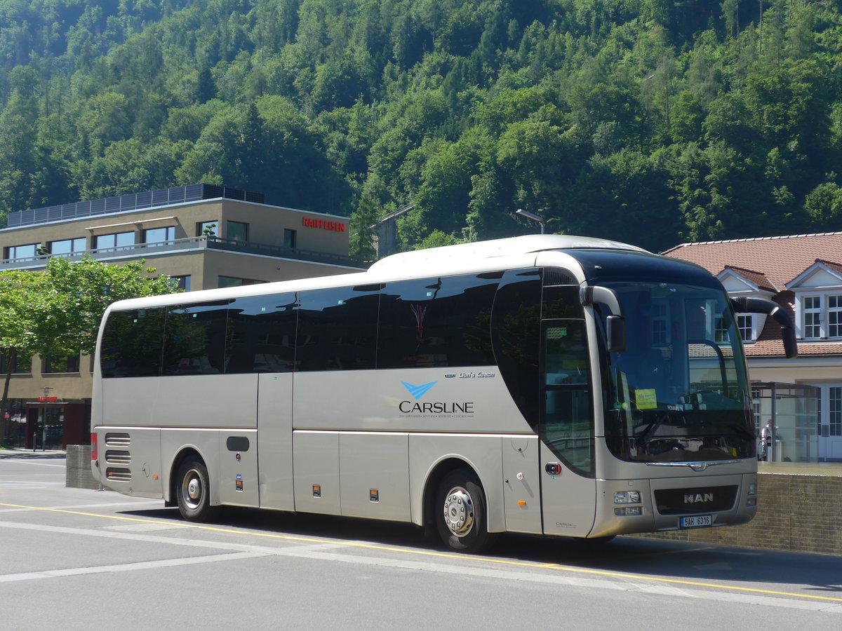 (181'026) - Aus Tschechien: Carsline, Praha - 5AH 6316 - MAN am 11. Juni 2017 beim Bahnhof Interlaken Ost