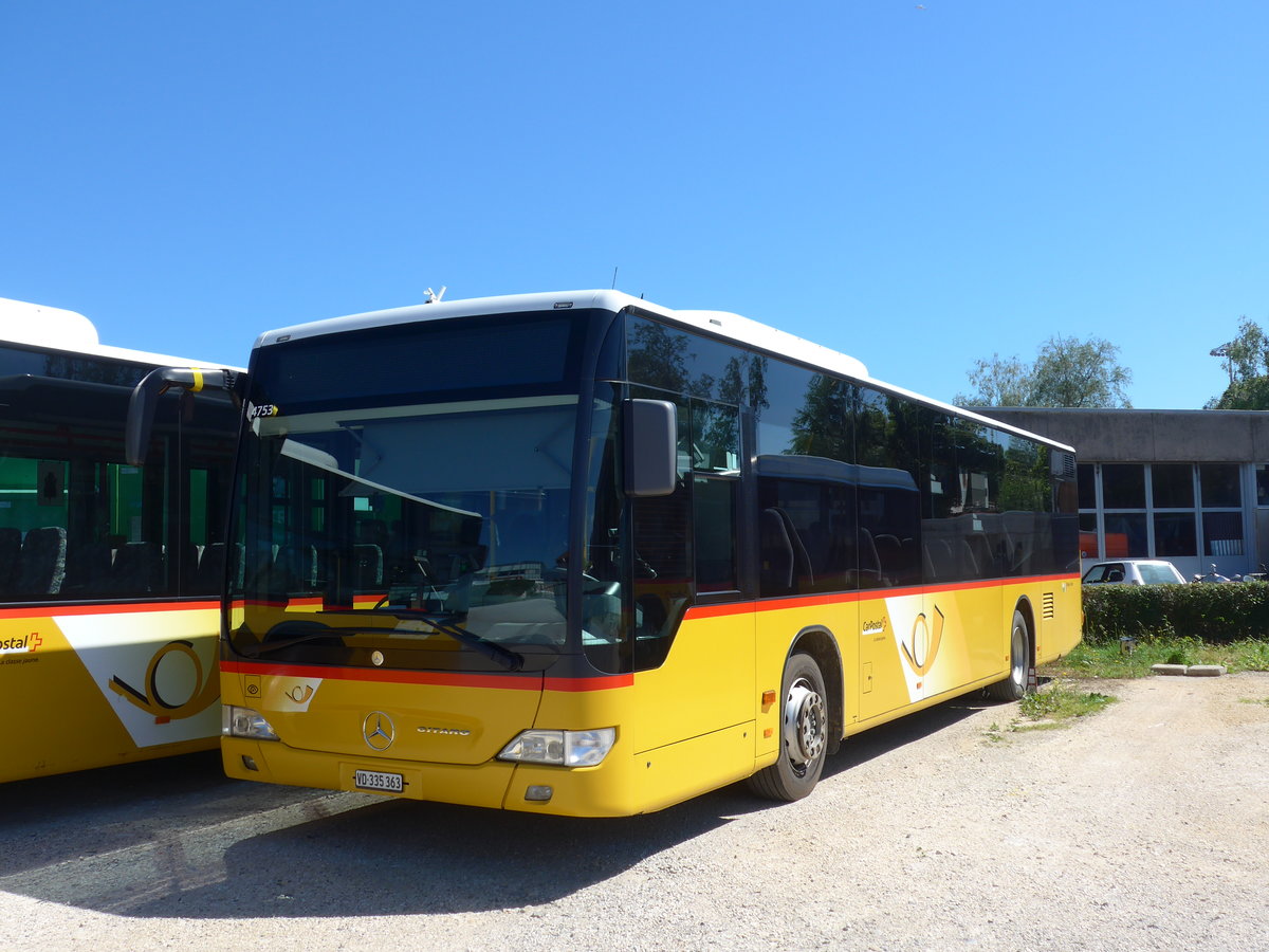 (181'174) - CarPostal Ouest - VD 335'363 - Mercedes am 18. Juni 2017 in Yverdon, Garage