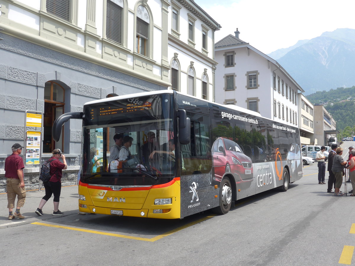 (181'349) - PostAuto Wallis - VS 449'120 - MAN am 24. juni 2017 beim Bahnhof Brig