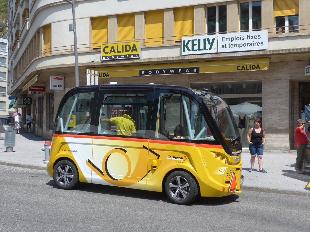 (182'221) - PostAuto Wallis - VS 454'600 - Navya am 23. Juli 2017 in Sion, Place du Midi