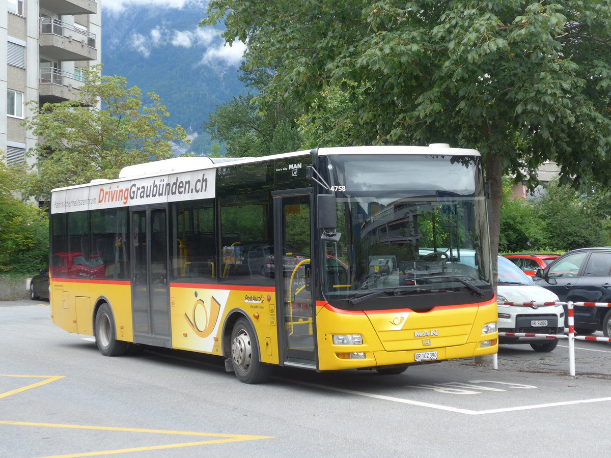 (182'295) - Gessinger, Bad Ragaz - GR 102'390 - MAN/Gppel am 24. Juli 2017 beim Bahnhof Landquart