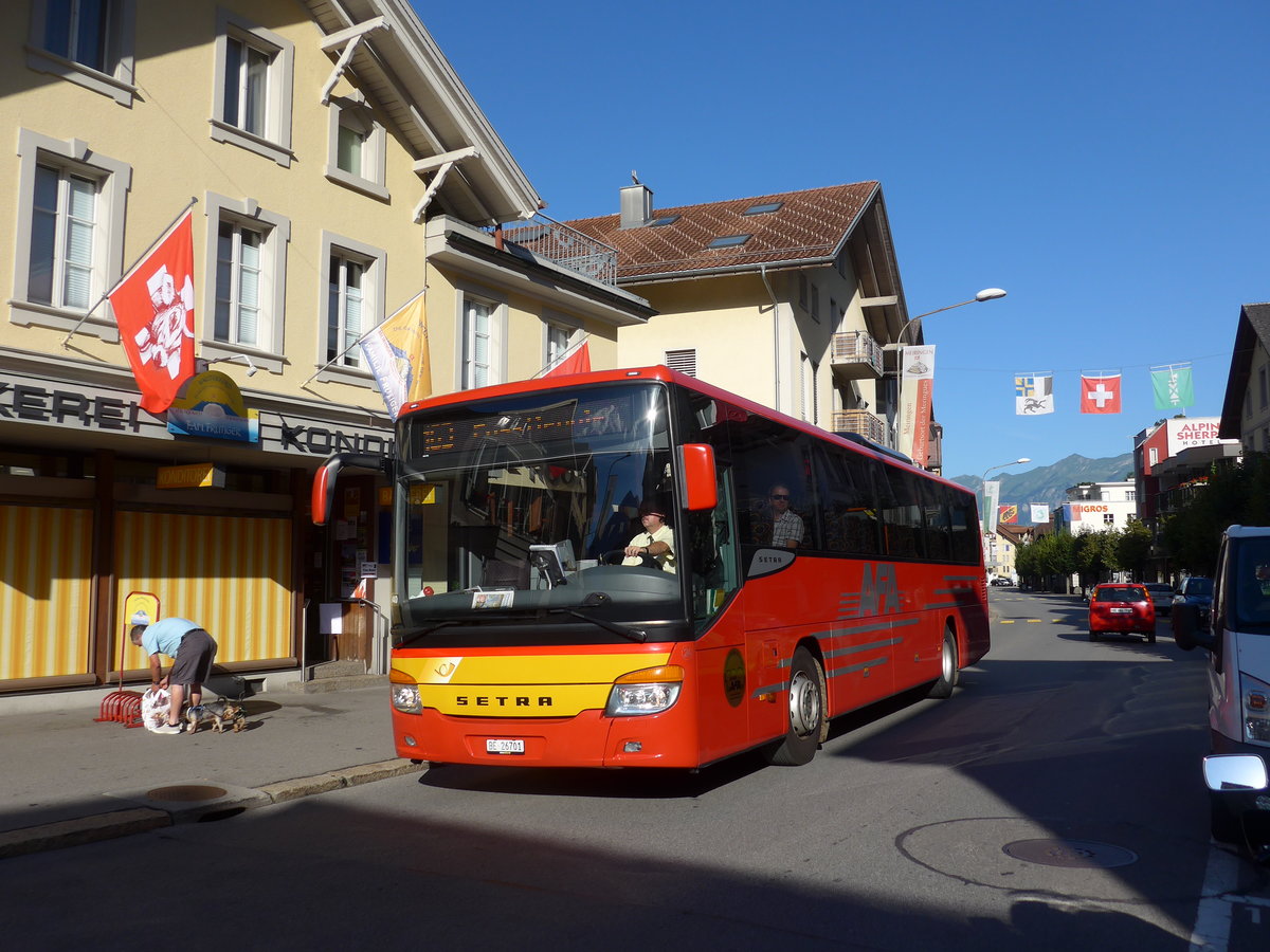 (182'323) - AFA Adelboden - Nr. 24/BE 26'701 - Setra am 30. Juli 2017 in Meiringen, Bahnhofstasse (Einsatz AVG M.)