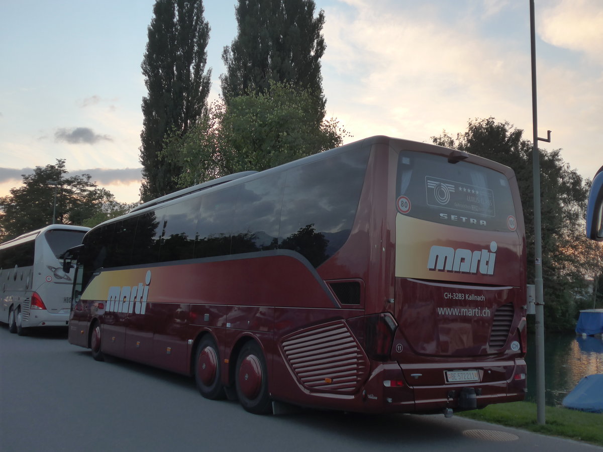 (183'528) - Marti, Kallnach - Nr. 11/BE 572'211 - Setra am 17. August 2017 in Thun, Strandbad