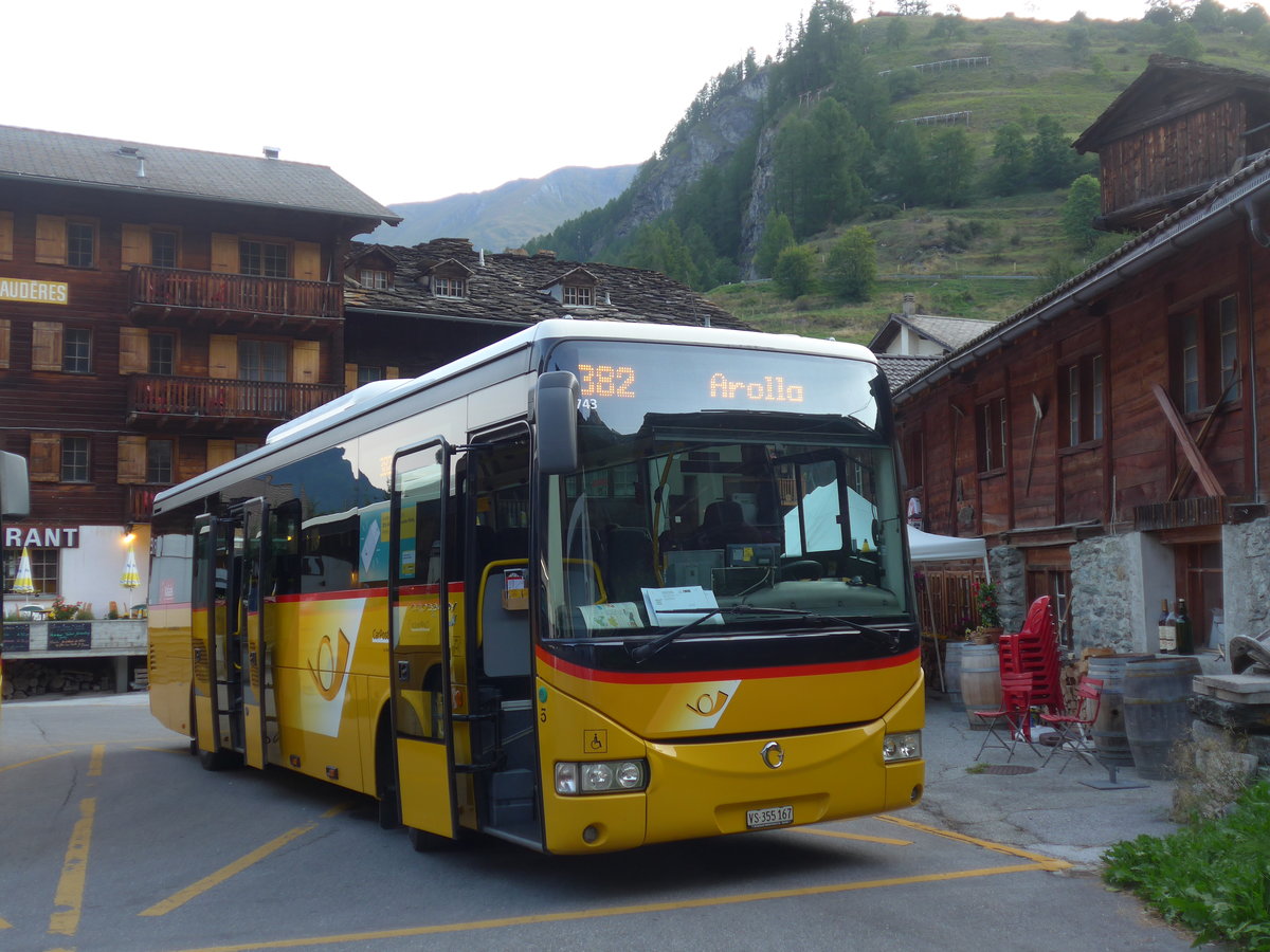 (184'112) - PostAuto Wallis - Nr. 5/VS 355'167 - Irisbus am 25. August 2017 in Les Haudres, Post