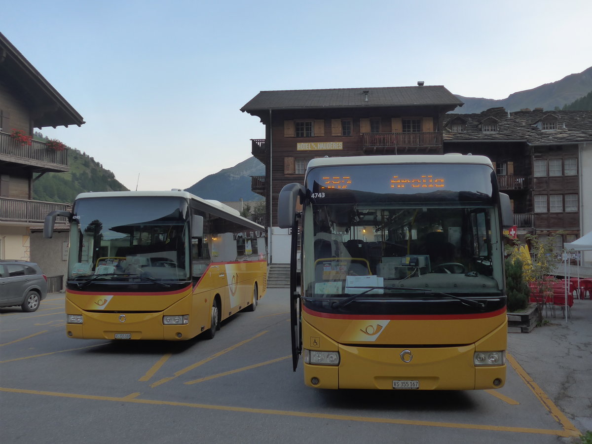 (184'113) - PostAuto Wallis - Nr. 6/VS 355'168 + Nr. 5/VS 355'167 - Irisbus am 25. August 2017 in Les Haudres, Post