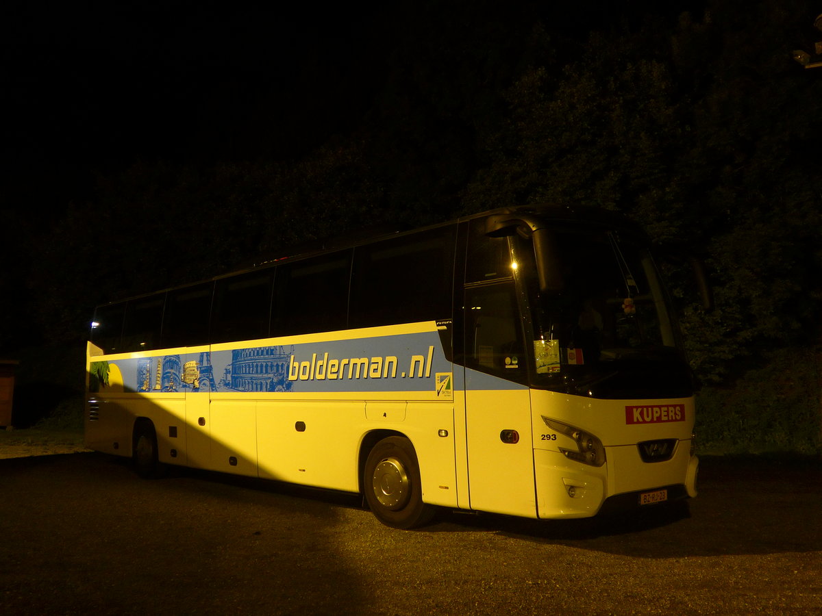 (185'282) - Aus Holland: Kupers, Weert - Nr. 293/BZ-RJ-23 - VDL am 26. September 2017 in La Massana, Carparkplatz