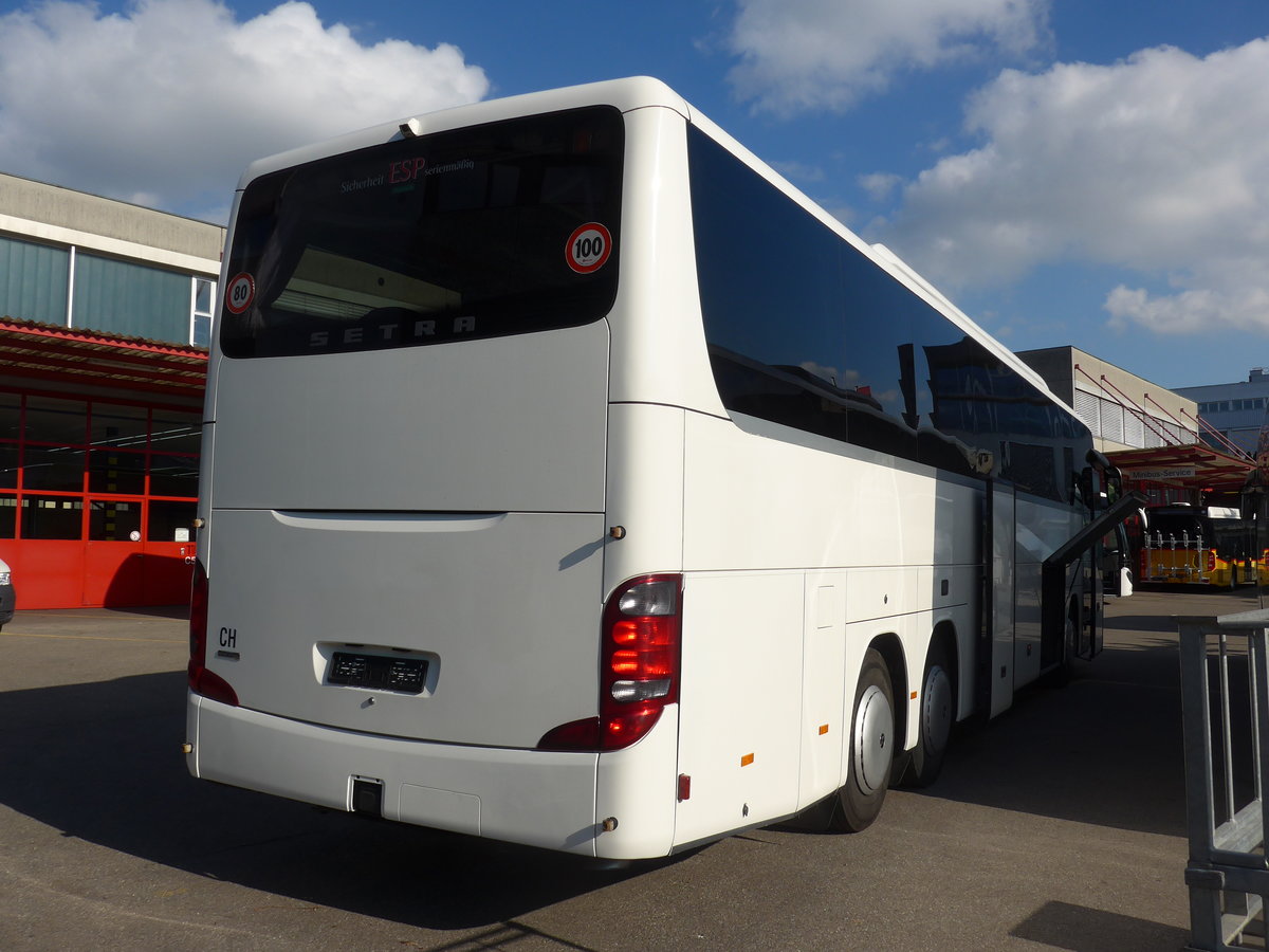 (186'203) - EvoBus, Kloten - Setra am 3. November 2017 in Kloten, EvoBus