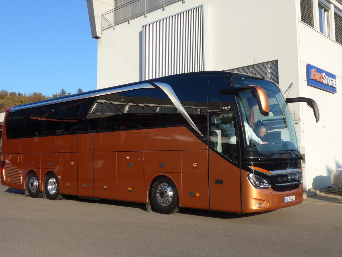 (186'222) - Aus Deutschland: Setra, Ulm - NU-SO 5151 - Setra am 3. November 2017 in Kloten, EvoBus