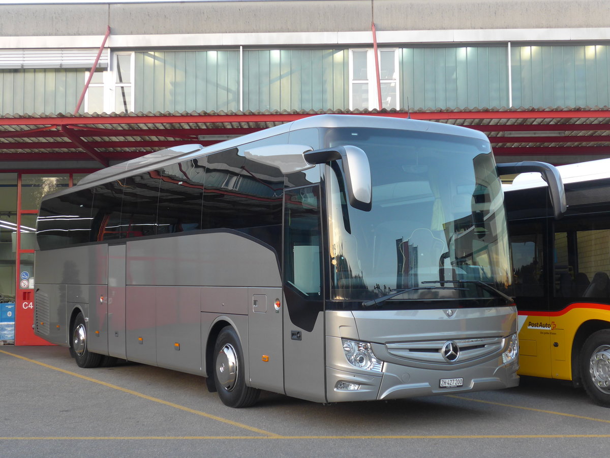 (186'243) - EvoBus, Kloten - ZH 427'200 - Mercedes am 3. November 2017 in Kloten, EvoBus