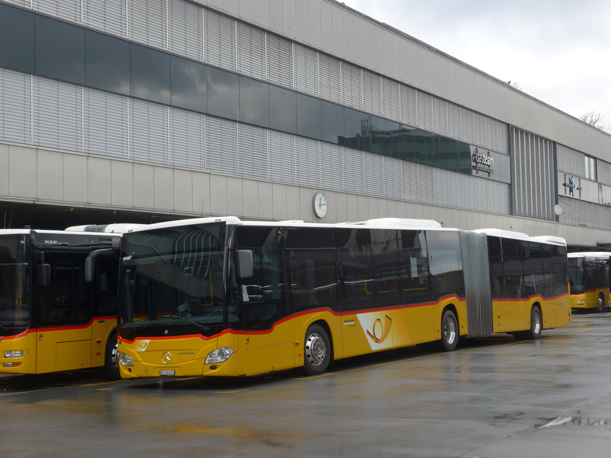 (186'554) - PostAuto Bern - Nr. 633/BE 734'633 - Mercedes am 19. November 2017 in Bern, Postautostation