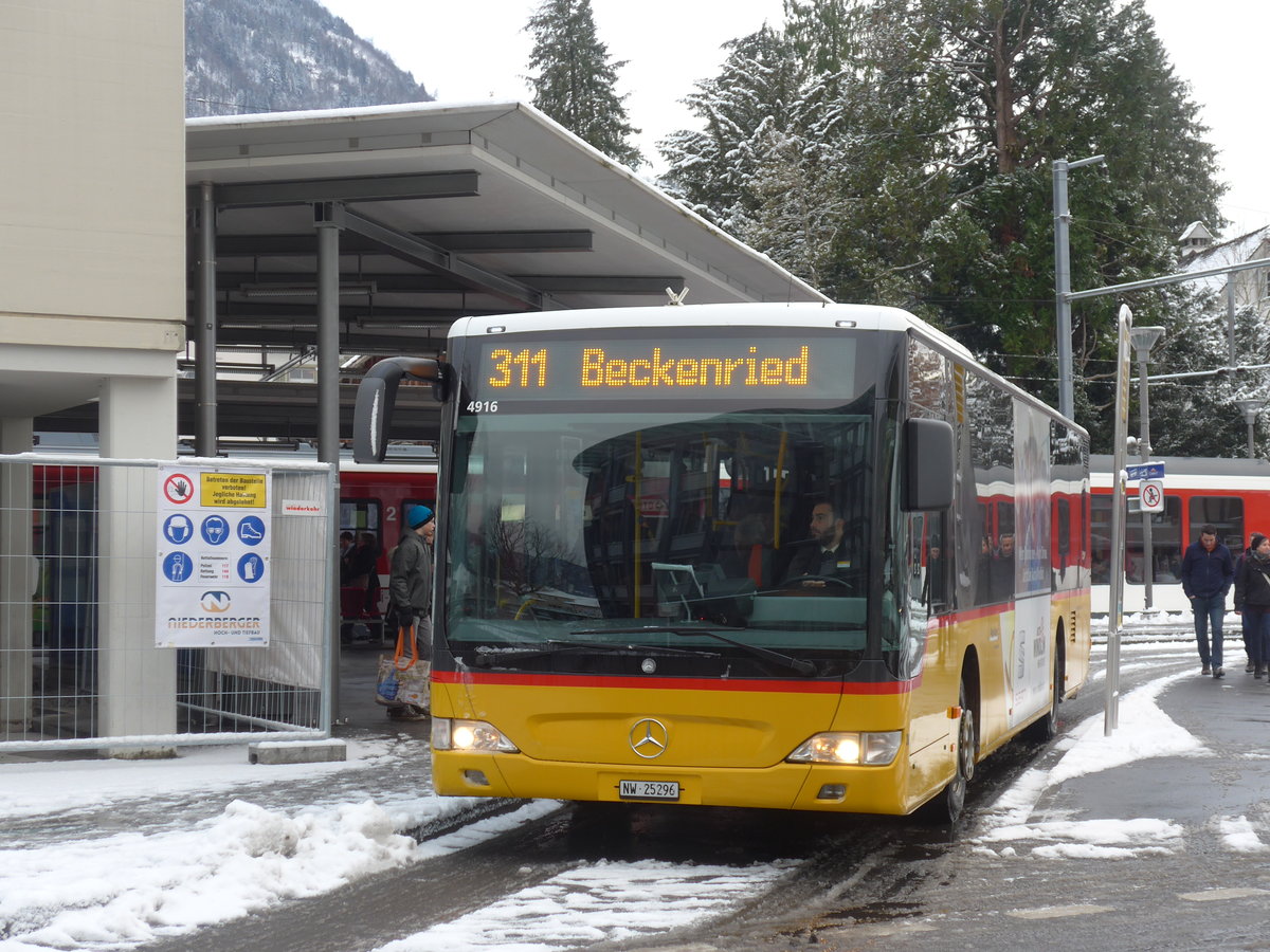 (186'798) - Thepra, Stans - Nr. 30/NW 25'296 - Mercedes am 9. Dezember 2017 beim Bahnhof Stans