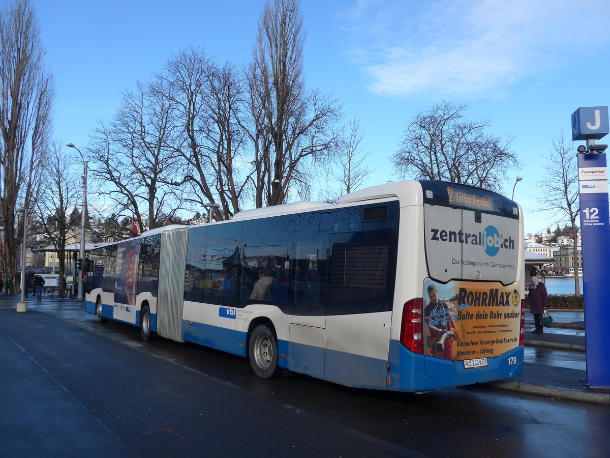 (186'835) - VBL Luzern - Nr. 179/LU 240'937 - Mercedes am 9. Dezember 2017 beim Bahnhof Luzern